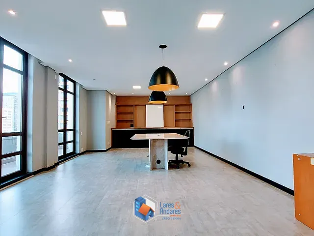Sala com 436m², à venda, no bairro Centro em São Paulo