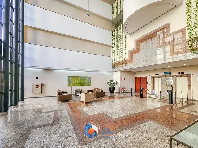 Sala com 2440m², à venda, no bairro Santo Amaro em São Paulo