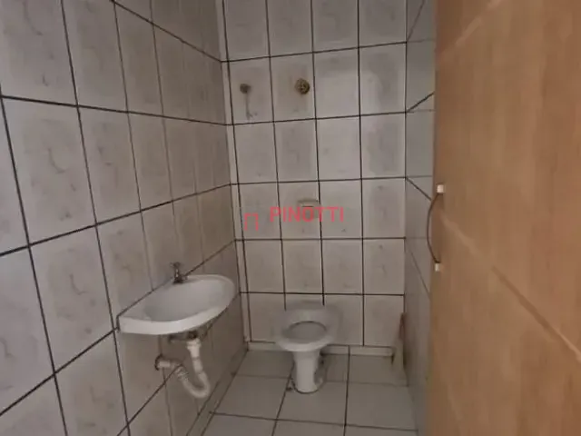 Sala à venda ou para alugar, no bairro Jardim Olavo Bilac em São Bernardo do Campo
