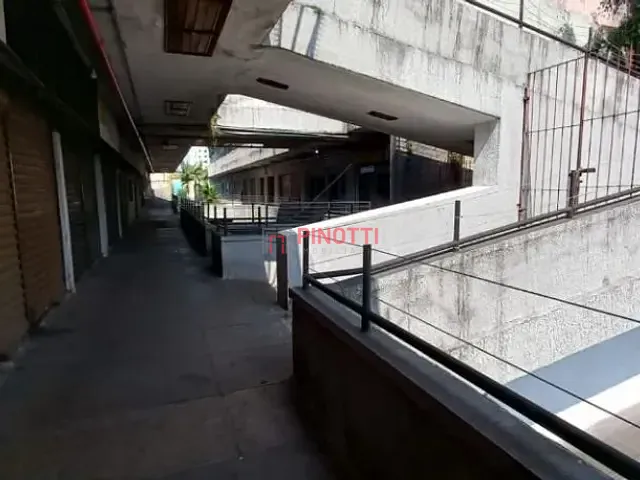 Sala à venda ou para alugar, no bairro Jardim Olavo Bilac em São Bernardo do Campo