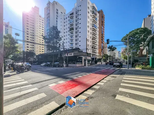 Sala com 400m², à venda, no bairro Vila Uberabinha em São Paulo