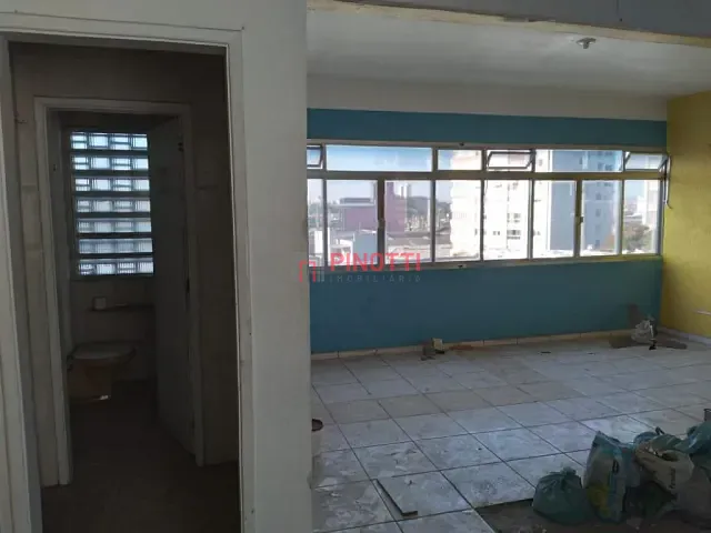 Sala à venda ou para alugar, no bairro Centro em Santo André