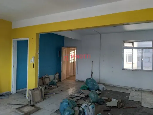 Sala à venda ou para alugar, no bairro Centro em Santo André