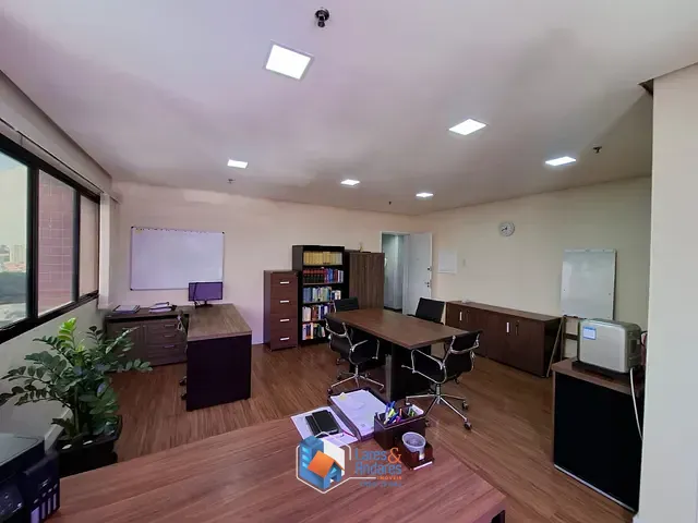 Sala com 34m², à venda, no bairro Saúde em São Paulo