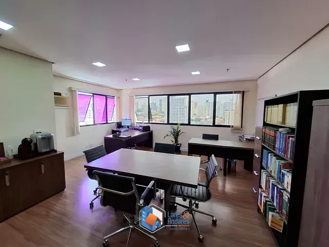 Sala com 34m², à venda, no bairro Saúde em São Paulo