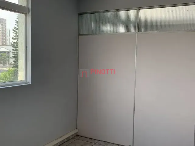 Sala à venda ou para alugar, no bairro Centro em São Bernardo do Campo
