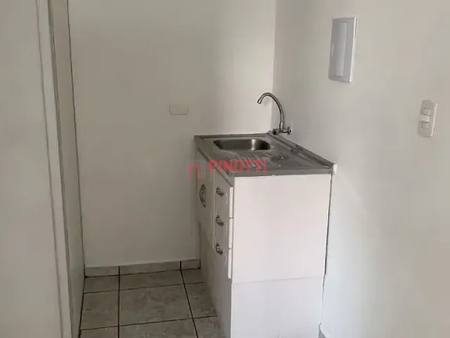 Sala à venda ou para alugar, no bairro Centro em São Bernardo do Campo
