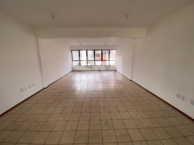 Sala para alugar, no bairro Centro em Chapecó