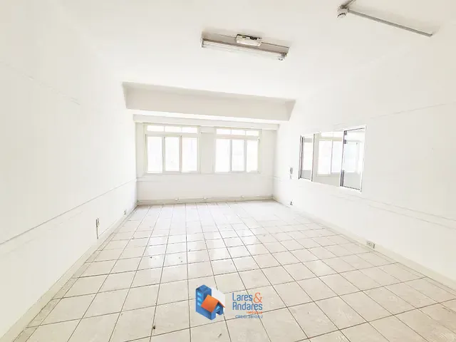 Sala com 103m², à venda, no bairro República em São Paulo