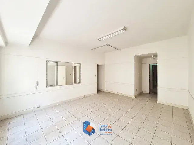 Sala com 103m², à venda, no bairro República em São Paulo