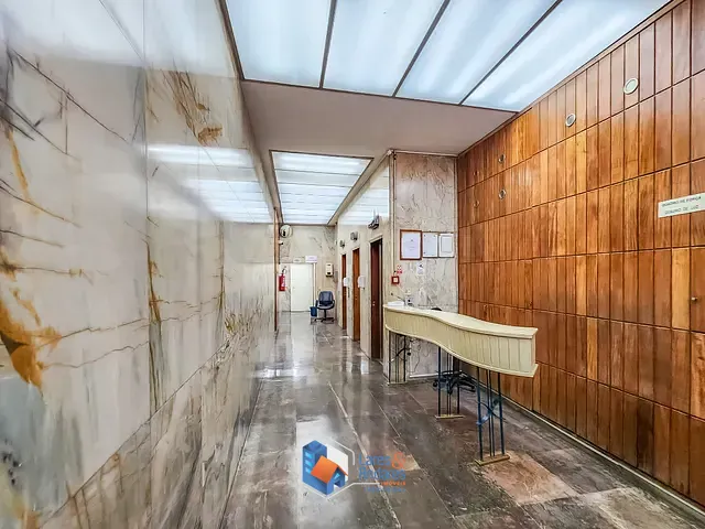 Sala com 162m², à venda, no bairro República em São Paulo