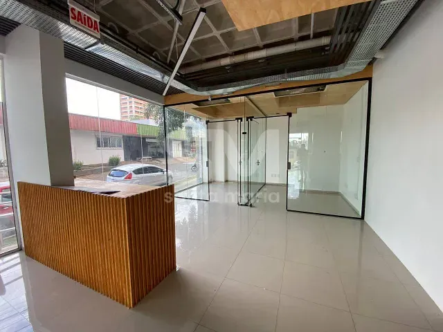 Sala para alugar, no bairro Presidente Médici em Chapecó