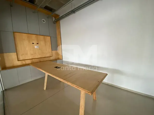 Sala para alugar, no bairro Presidente Médici em Chapecó