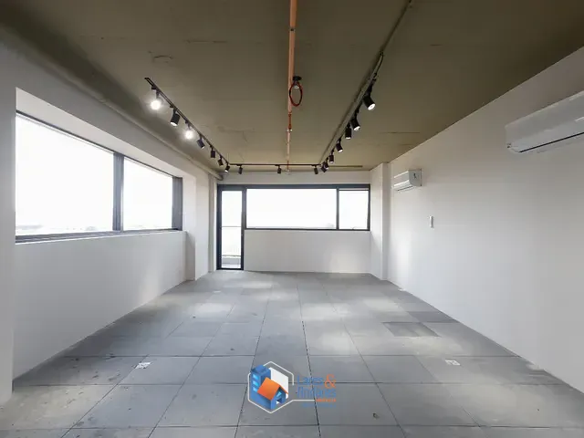 Sala com 69m², à venda, no bairro Água Branca em São Paulo