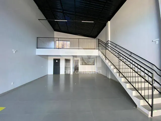 Sala para alugar, no bairro Maria Goretti em Chapecó