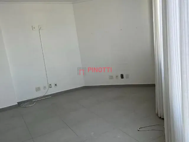 Sala à venda ou para alugar, no bairro Centro em São Bernardo do Campo