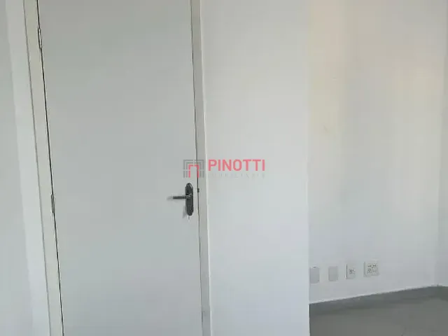 Sala à venda ou para alugar, no bairro Centro em São Bernardo do Campo