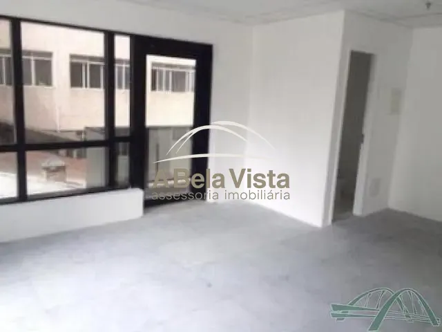 Sala à venda, no bairro Vila Osasco em Osasco