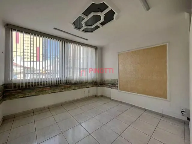 Sala à venda ou para alugar, no bairro Rudge Ramos em São Bernardo do Campo
