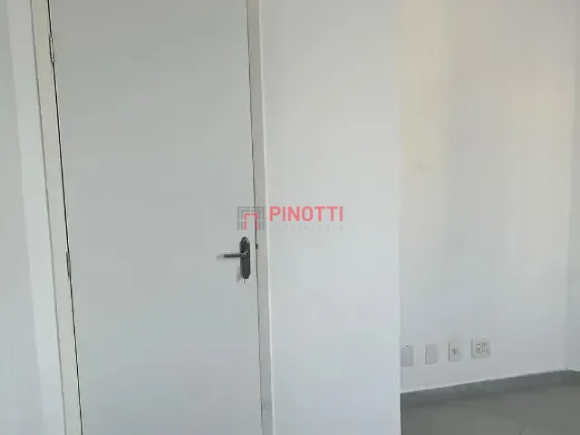 Sala à venda ou para alugar, no bairro Centro em São Bernardo do Campo