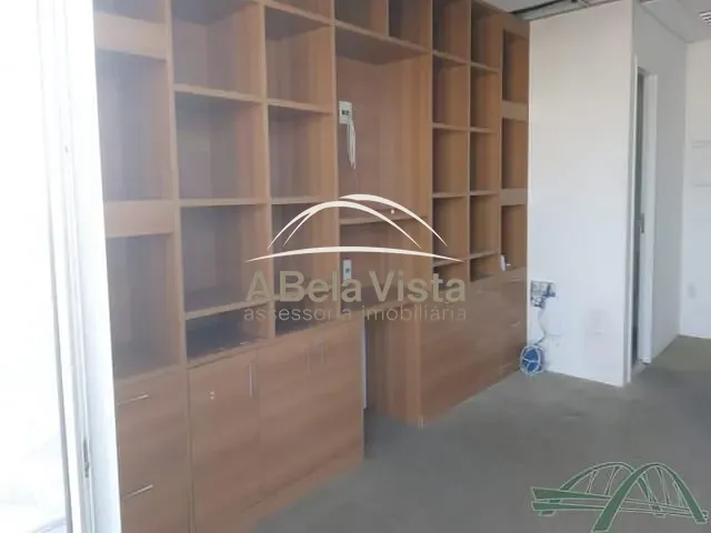 Sala à venda, no bairro Vila Yara em Osasco