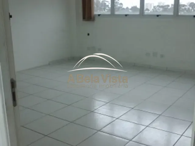 Sala com 35m², para alugar, no bairro Vila Yara em Osasco