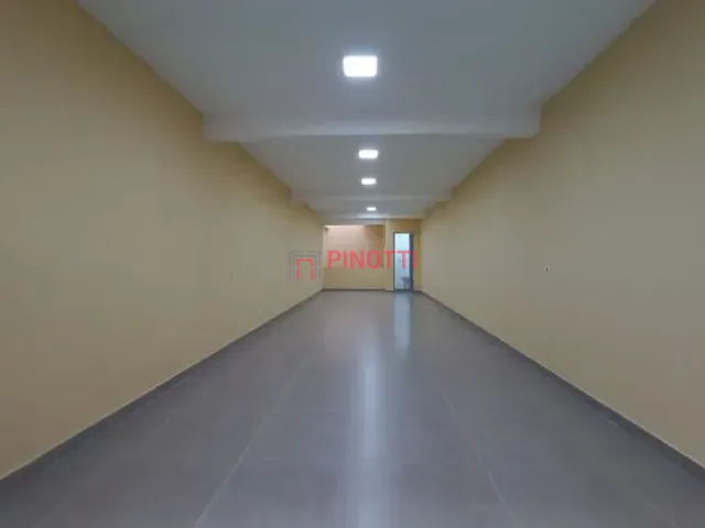 Sala para alugar, no bairro Nova Petrópolis em São Bernardo do Campo