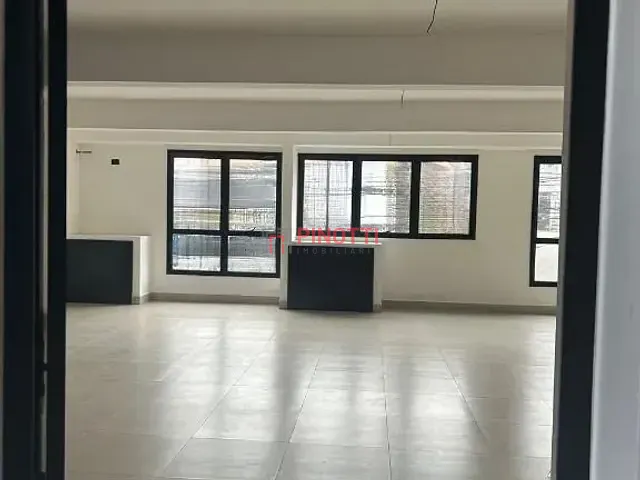 Sala para alugar, no bairro Nova Petrópolis em São Bernardo do Campo