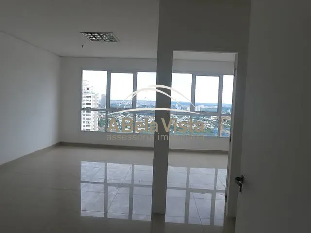Sala para alugar, no bairro Sítio Tamboré Alphaville em Barueri