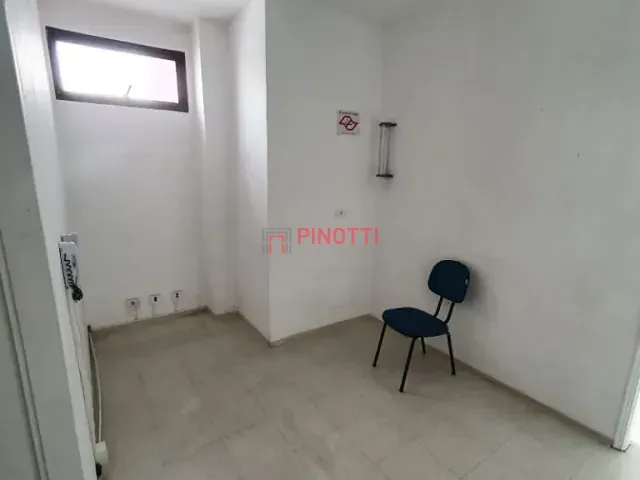 Sala à venda ou para alugar, no bairro Centro em São Bernardo do Campo