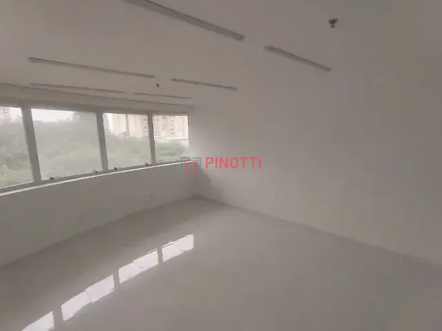 Sala para alugar, no bairro Santa Terezinha em São Bernardo do Campo