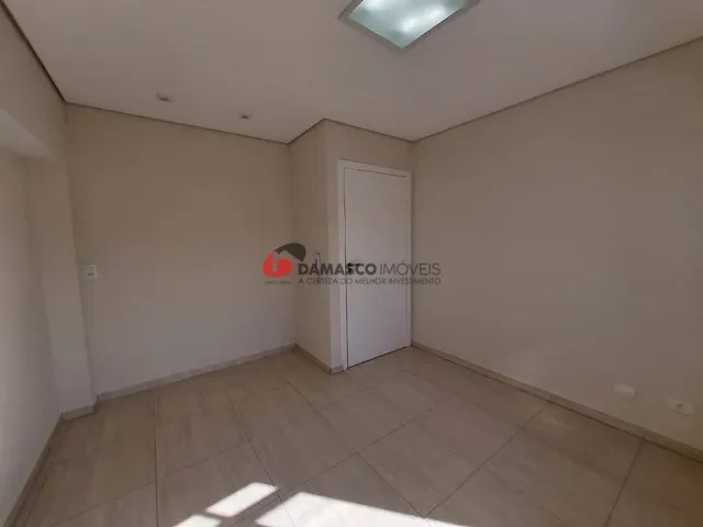 Sala para alugar, no bairro Osvaldo Cruz em São Caetano do Sul