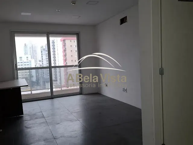 Sala à venda, no bairro Centro em Osasco