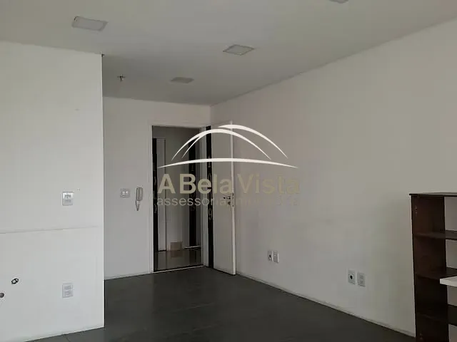 Sala à venda, no bairro Centro em Osasco