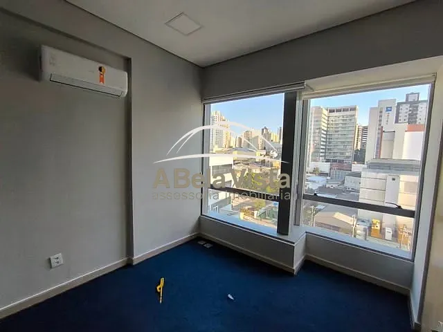 Sala com 36m², para alugar, no bairro Centro em Osasco
