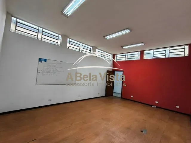 Sala com 32m², para alugar, no bairro Centro em Osasco