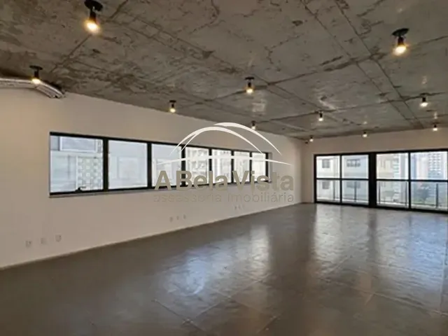 Sala à venda, no bairro Paraíso em São Paulo