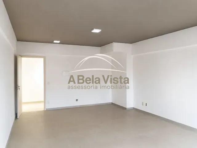 Sala à venda, no bairro Paisagem Renoir em Cotia