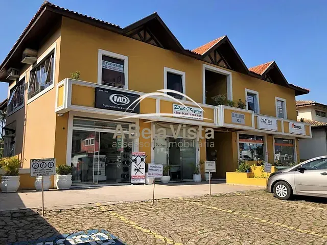 Sala à venda, no bairro Granja Viana em Cotia