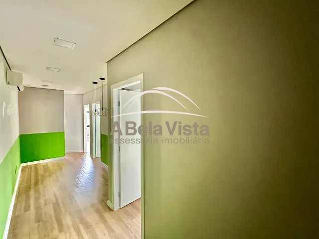 Sala à venda, no bairro Granja Viana em Cotia
