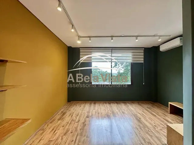 Sala com 44m², para alugar, no bairro Chácara São João em Carapicuíba