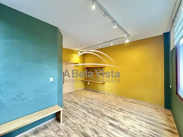 Sala com 44m², para alugar, no bairro Chácara São João em Carapicuíba