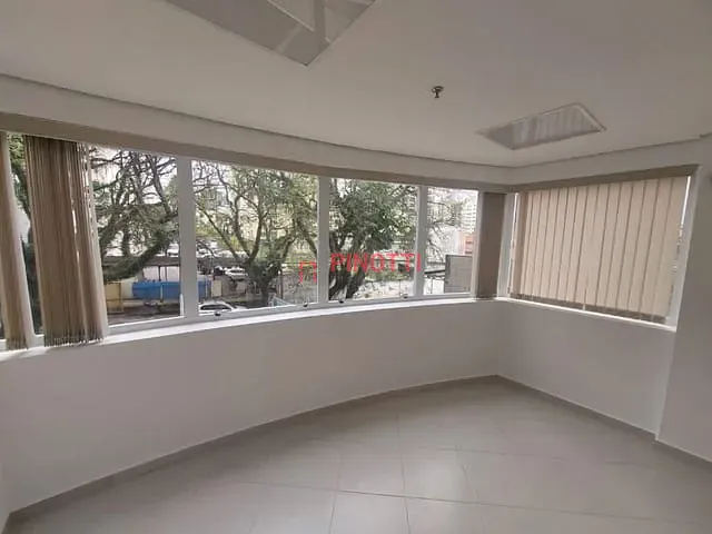 Sala para alugar, no bairro Santa Terezinha em São Bernardo do Campo