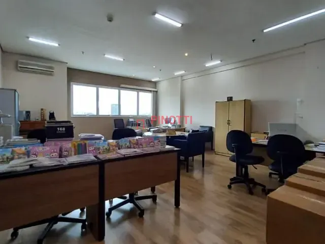 Sala para alugar, no bairro Centro em São Bernardo do Campo