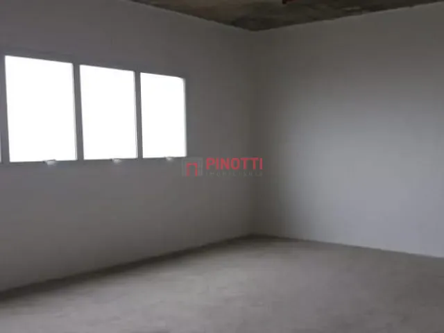 Sala à venda ou para alugar, no bairro Centro em São Bernardo do Campo