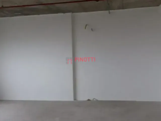Sala à venda ou para alugar, no bairro Centro em São Bernardo do Campo