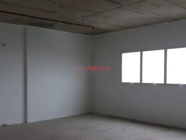 Sala à venda ou para alugar, no bairro Centro em São Bernardo do Campo