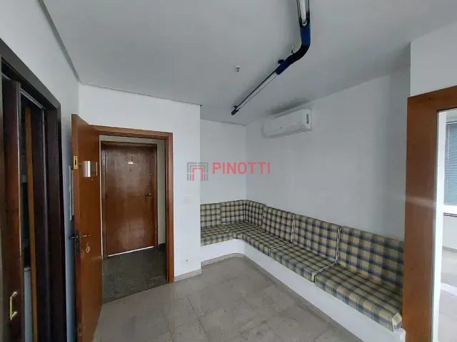 Sala para alugar, no bairro Centro em São Bernardo do Campo