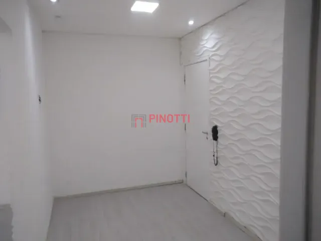 Sala à venda, no bairro Vila Santa Rita de Cássia em São Bernardo do Campo