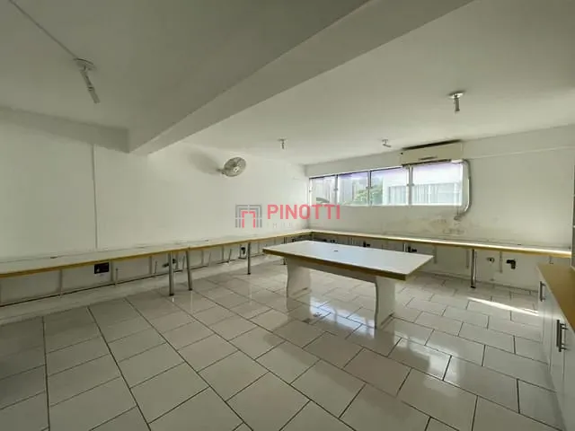 Sala para alugar, no bairro Jardim Nova Petrópolis em São Bernardo do Campo